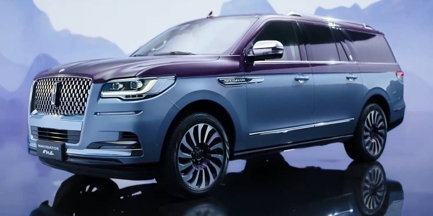 The Fanciest Lincoln Navigator Is a China-Only Model With a Tea Set