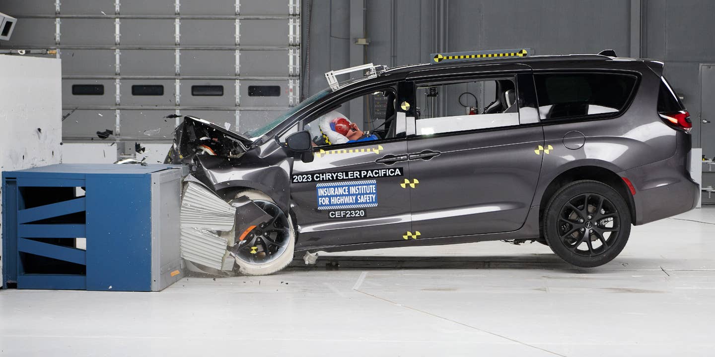 All Four Modern Minivans Are Overlooking Backseat Safety: IIHS