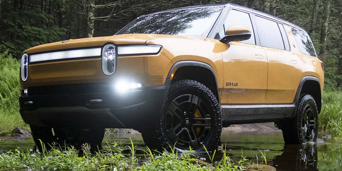2022 Rivian R1S Review: Feels Like a Throwback Adventure SUV, Only Electric